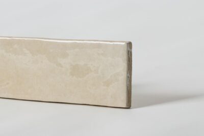 Beżowe kafelki do łazienki - Equipe Artisan Ochre 6,5x20 cm. Płytki łazienkowe w kolorze beżowym na ścianę. Hiszpańskie płytki Artisan.