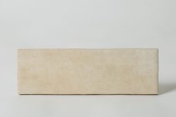 Płytki ochra - Equipe Artisan Ochre 6,5x20 cm. Błyszczące, beżowe kafelki cegiełki, ścienne od hiszpańskiej fabryki Equipe Ceramicas.