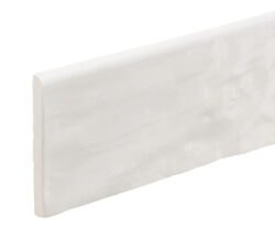 Listwa ceramiczna wykończeniowa - Harmony Trim Riad White 6,5x20 cm. Biała płytka wykończeniowa w połysku. Produkt posiada zaokrągloną górną krawędź.