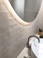 Płytki łazienkowe za lustrem Peronda CHARME SAND DECOR 33,3X100