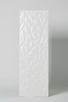 Płytki strukturalne - Ape Silk Ole White 40x120 cm. Hiszpańska płytka trójwymiarowa 3d, ścienna w kolorze białym z matową powierzchnia do stosowania w kuchni, łazience.