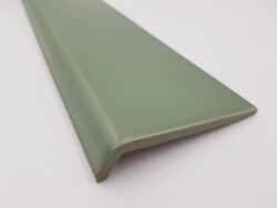 Płytki trójwymiarowe na ścianę zielone - Peronda Harmony ONA Green 12x45cm. Płytka z matową, zielona powierzchnią 3D.