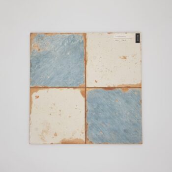 Kafelki biało-niebieskie - Peronda Fs ARTISAN DAMERO-A 33x33 cm. Płytki w starym stylu z biało-niebieską szachownicą na podłogę i ścianę.