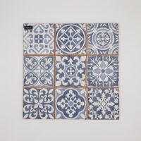 Kafelki patchwork, biało-niebieskie - Peronda FS FAENZA-A 33x33 cm. Nowoczesna interpretacja kafelków ceramicznych z minionych epok.