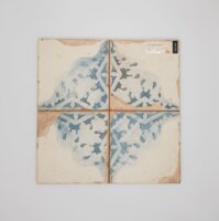 Płytki dekoracyjne biało-niebieskie - Peronda Fs ARTISAN DECOR-A 33x33 cm. Płytki Peronda z geometrycznym, roślinnym wzorem i matową poweirzchnią.