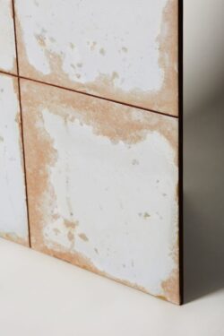 Płytki w starym stylu - Peronda Fs HERITAGE WHITE LT 45x45 cm. Postarzane, białe płytki peronda fs na podłogę. Płytki retro.