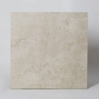 Absolut Nusa 80x80 cm - Płytki imitacja betonu z satynową powierzchnią z przetarciami w odcieniach beżu, szarości.