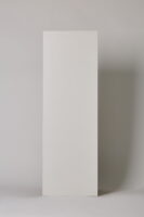 Białe matowe płytki do łazienki - APE Silk oh la la white 40×120 cm. Hiszpańskie płytki ceramiczne na ścianę z matową powierzchnią w kolorze białym do łazienki.