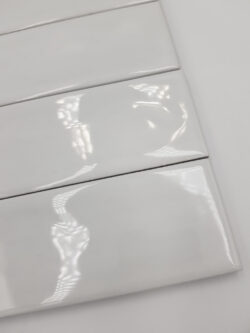Harmony Glint White 5x15 - Małe białe płytki