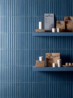 Kafelki trójwymiarowe 3d na ścianę niebieskie w połysku Marca Corona Miniature Rima Indigo 6X24