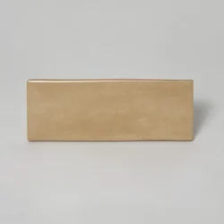 Płytki cegiełki błyszczące ciepły piaskowy beż Vilar Albaro Zoe Beige 7,5x20. Płytki ceramiczne ścienne.