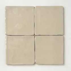 Płytki beżowe, rustykalne, kwadratowe, połysk - Harmony HANA SAND 12x12cm. Hiszpańskie kafelki z mocno nieregularnymi krawędziami