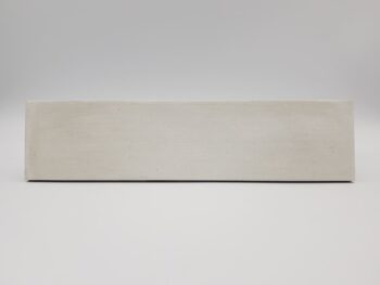 Białe, matowe płytki - Peronda Harmony Lagoon White 6x24,6 cm. Hiszpańskie cegiełki ceramiczne na podłogę i ścianę z postarzaną powierzchnią.