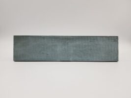 Płytki ozdobne niebieskie - Peronda Harmony Lagoon Blue Decor 6x24,6 cm. Małe dekory ścienne z postarzaną, matową powierzchnią i delikatnym wzorem 3D.