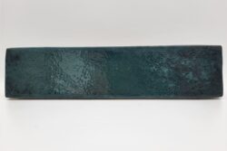 Płytki ścienne niebieskie - Peronda Harmony SUNSET PETROL 6x25 cm. Cegiełki ceramiczne z nierówną powierzchnia w macie i połysku idealne do łazienki i kuchni.