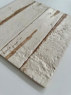 Białe cegiełki, malowane drewno - Natucer Sequoia Blanc 6,2x25cm. Cegiełki ceramiczne w połysku do stosowania na ścianie.