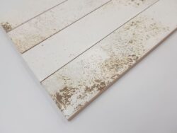 Kafelki cegiełki, białe rdza - Natucer Cool White 5x30cm. Cegiełki ceramiczne na ścianę od hiszpańskiego producenta Natucer.