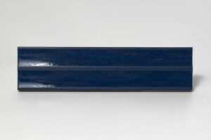 Małe płytki 3d niebieskie w połysku na ścianę Marca Corona Miniature Rima Indigo 6X24