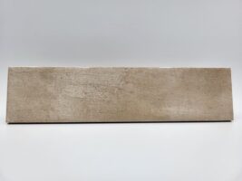 Płytki brązowe - Harmony Bari Brown 6x24,6 cm. Przecierana płytka z lekko wklęsłą powierzchnią w połysku.
