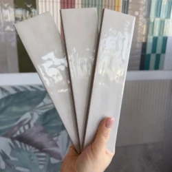 Płytki cegiełki jasny greige Harmony SAMIRA WHITE 6X24,6. Kafelki gresowe, rektyfikowane na ścianę