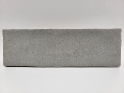 Płytki cegiełki szare mat - Peronda Harmony SAHN GREY 6,5×20 cm. Kafelki ceramiczne, ścienne z powierzchnią przypominającą ręcznie wykonany produkt. Płytki do stosowania w łazience lub kuchni.