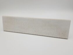 Płytki beżowe - Harmony Bari Sand 6x24,6 cm. Małe kafelki z przecieraną, wklęsłą powierzchnią w połysku. Cegiełki na ścianę.