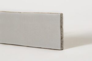 Srebrne płytki matowe na ścianę - Peronda Harmony RABAT SILVER 6×24.6cm. Hiszpańskie kafelki ceramiczne, ścienne do kuchni lub łazienki.