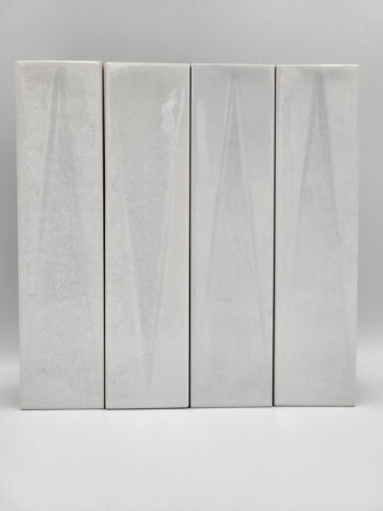 Białe płytki dekoracyjne - Harmony Bari White Decor 6x24,6 cm. Cegiełki ceramiczne na ścianę do łazienki, kuchni z trójkątnym wytłoczeniem ozdobne.