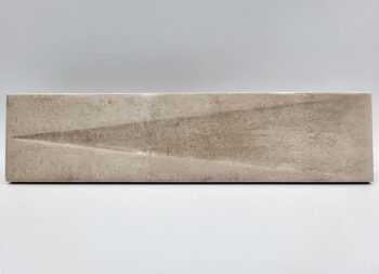 Brązowe płytki łazienkowe - Harmony BARI BROWN DECOR 6x24,6 cm. Kafelka dekoracyjna z błyszczącą powierzchnią z elementem dekoracyjnym w postaci wklęsłej, trójkątnej powierzchni. Płytki na ścianę do kuchni, łazienki.