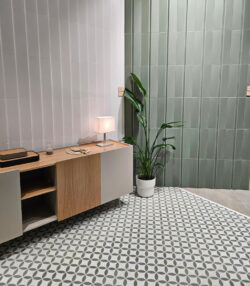 Kafelki ozdobne, podłogowe - Harmony Mayari Green Petals LT 22,3x22,3