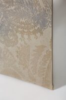 Kafle dekoracyjne na ścianę - Absolut Keramika Nusa Decor 80x80 cm. Dekor z motywem roślinnym, satynową powierzchnią na podłogę lub ścianę.