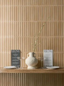 Płytki 3d, cegiełki gresowe, na ścianę, kolor: karmelowy beż - Marca Corona Miniature Rima Caramello 6x24 K053