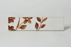 Harmony Aqua Brown decor 6x24,6 - Płytki brązowy motyw roślinny
