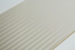 Płytki na ścianę dekoracyjne - Peronda Harmony MARE SAND MIX 32x90 cm. Płytka ceramiczna na ścianę z zanikającymi rowkami w kolorze piaskowym - jasnobeżowym.