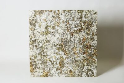 Płytki ozdobne, duży format - APAVISA Metal Inedita beige natural 100x100 cm. Płytka dekoracyjna, patchwork, beżowa na podłogę i ścianę z trójwymiarowym wzorem na powierzchni lappato