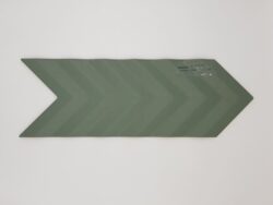 Zielona płytka 3D na ścianę - Peronda Harmony Fold Green 15x38cm. Kafelki dekoracyjne, trójwymiarowe, matowe, imitujące kamień.