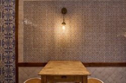 Płytki ścienne do kuchni, retro - Peronda Fs ATRANI LT 33x33cm. Ściana w kuchni z kafelkami Peronda w startym stylu.