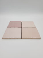 Różowe płytki ścienne - Harmony RIAD PINK 10x10 cm. Płytki łazienkowe z połyskiem do stosowania na ścianie - wiele odcieni różu.