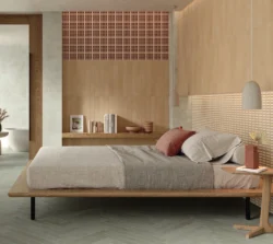 Długie cegiełki piaskowy beż, dekoracyjne na ścianie - MARCA CORONA Longarine Calcecreta Manto Bisque 7.5X60 J853