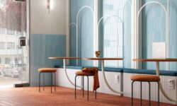 Płytki błękitne restauracja - Equipe Arrow Caribbean blue 5 x 25 cm. Morskie, dekoracyjne kafelki ścienne od hiszpańskiego producenta ceramiki Equipe.