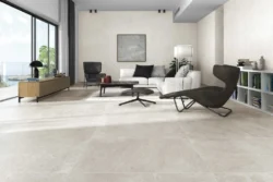 Płytki gres kamieniopodobne, beżowe, w salonie na podłodze - Vitacer Slaterock Bone 60x120 cm