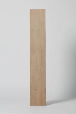 Kafle imitujące drewno - SANT’AGOSTINO Primewood natural 120x20. Płytki drewnopodobne w jasnym odcieniu z matową powierzchnią na podłogę lub ścianę od włoskiego producenta Ceramica Sant’Agostino.