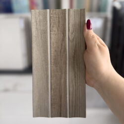 Małe płytki ścienne drewnopodobne trójwymiarowe Estudio Jaipur Woods 11,5x23,1 cm