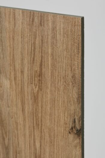 Płytka podłogowa drewnopodobna - NETTO Roverwood natural 20x120cm. Płytki imitujące drewno w podłużnym formacie w matowym wykończeniu.