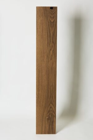 Płytki hiszpańskie drewnopodobne - Peronda Museum Grow Porto SP/24X151/R. Gresy na podłogę i ścianę, imitujące drewno z powierzchnią pokrytą rowkami.