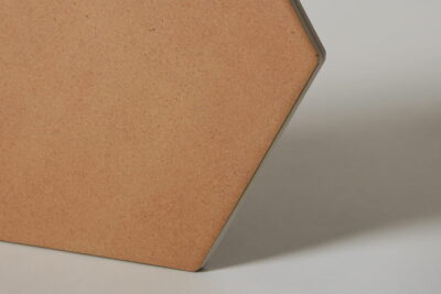 Płytki heksagon rustykalne - Peronda Harmony Niza Clay hex 21,5×25cm. Płytki ceramiczne gliniane z matową powierzchnią o wyglądzie betonu.