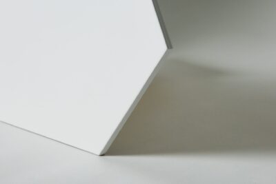 Białe płytki heksagonalne do kuchni, YURTBAY Solid White Matte 21,5x25cm