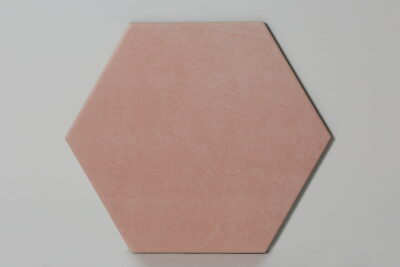Płytki różowe heksagon, sześciokątne do kuchni łazienki na ścianę lub podłogę - APE Klen macba rose quartz 23x26cm. Hiszpańskie kafelki heksagonalne w matowym wykończeniu.