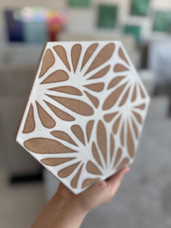 Terracreta CESELLO CHAMOTTE 25X21,6 Marca Corona