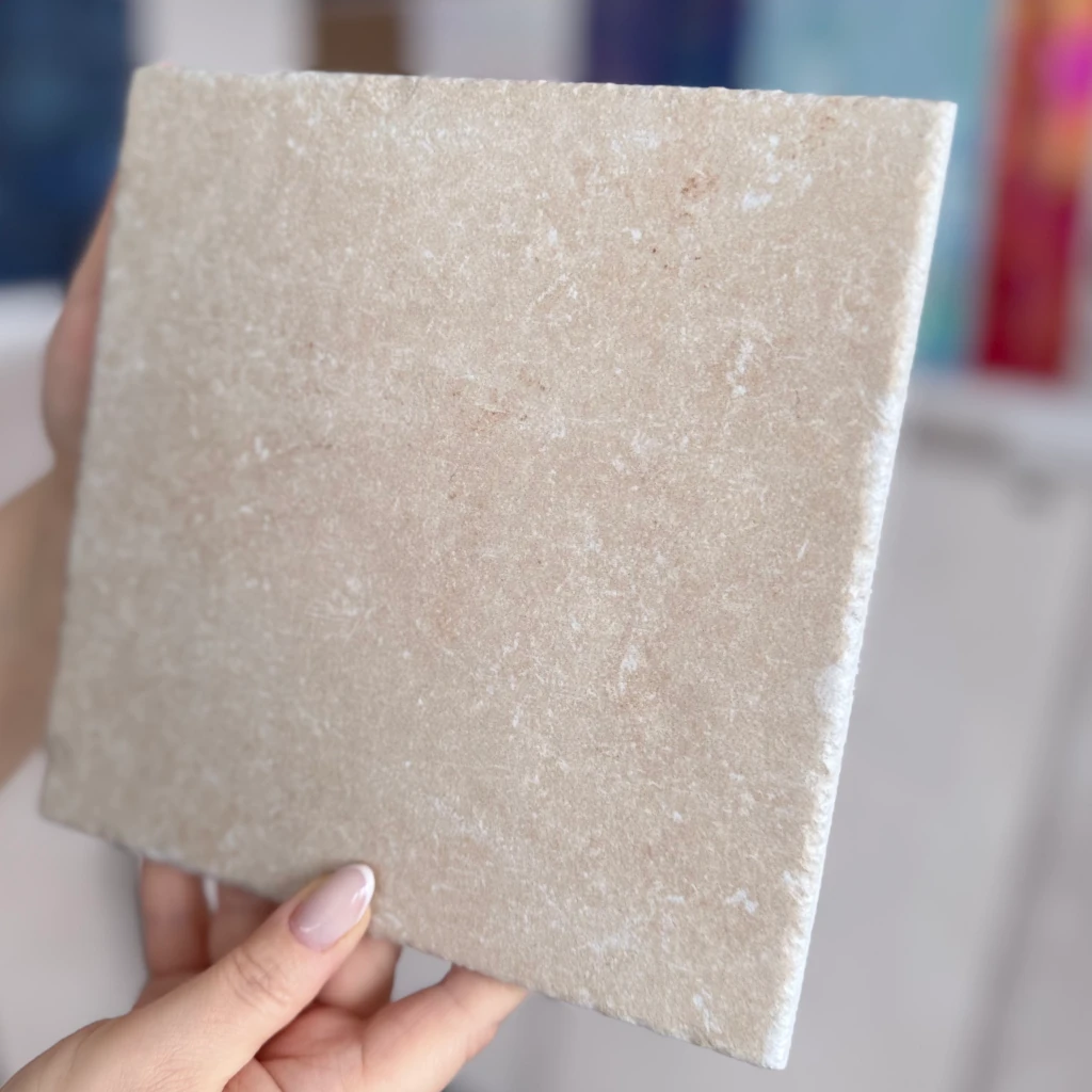 CERDOMUS Ostuni Avorio 20X20 kremowe kafle gresowe efekt kamienia rzymskie